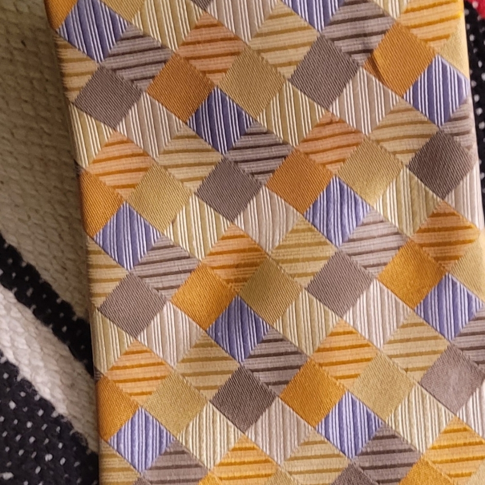 Vintage Geoffrey Beene Silk Tie